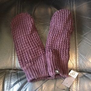 TNA Fleeced Lined Gloves